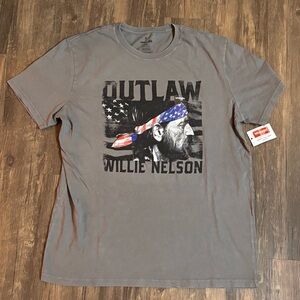NWT Wrangler Outlaw Graphic Willie Nelson Gray T-Shirt Sz Large